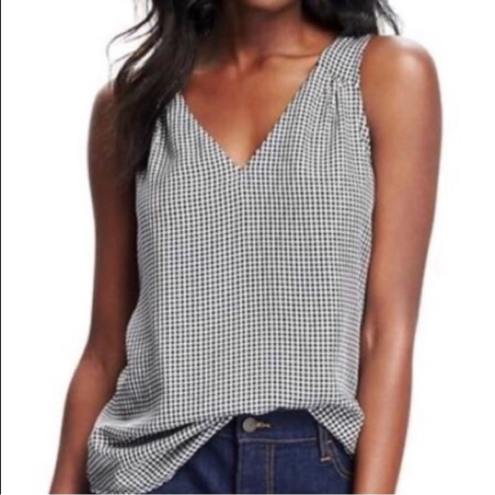 Old navy gingham top still